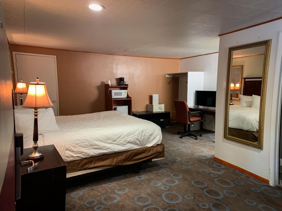 Ventura Grand Mammoth Lakes
